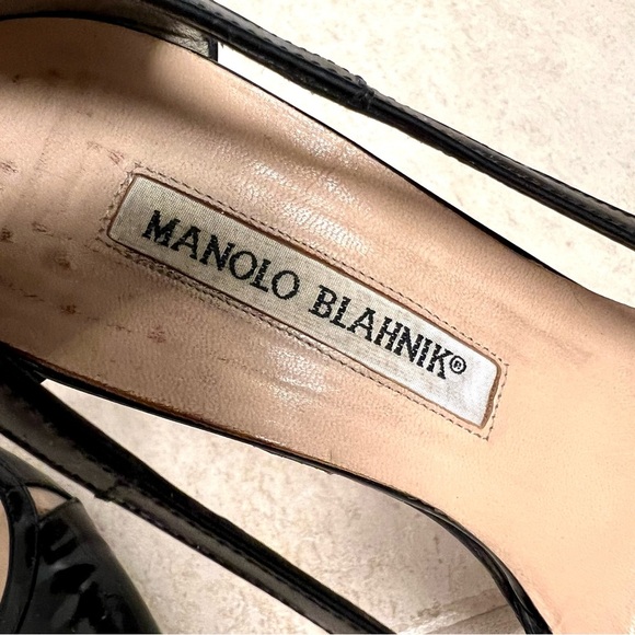 Manolo Blahnik black Patent Leather Cutout Accent D'Orsay Pumps pointed toes 5.5 - Picture 5 of 12